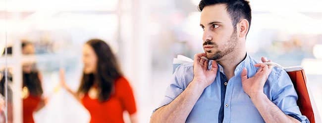 Weisheiten über Männer: Mann schaut nachdenklich