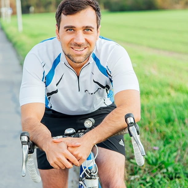 Single Andreas aus Frankfurt liebt Fahrrad fahren. Hier mehr lesen!