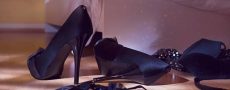 Schwarze High Heels signalisieren Promiskuität